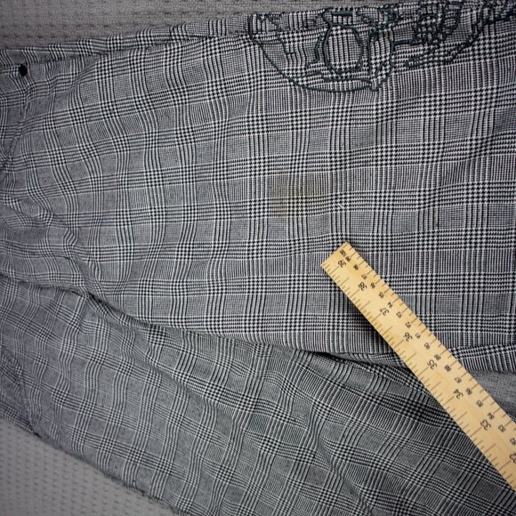 R2 Randy Y2K Checkered Skull Cropped Pants 30W - Picture 3 of 8